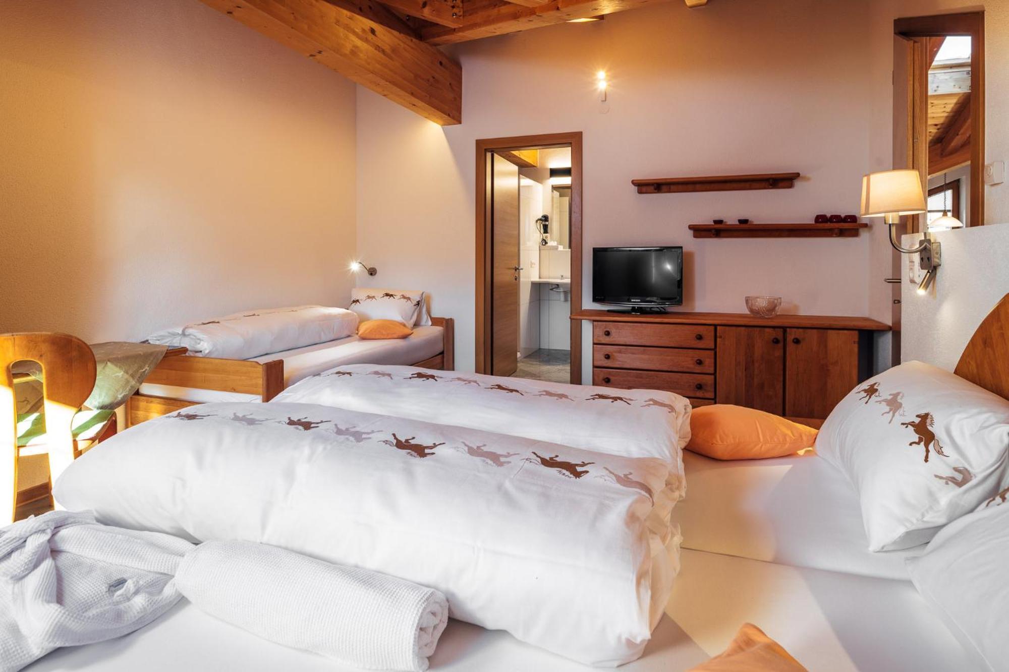 Naturhotel Feriengut Darrehof Серфаус Номер фото