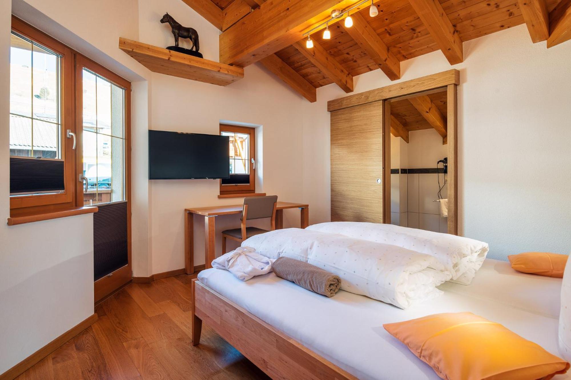 Naturhotel Feriengut Darrehof Серфаус Номер фото