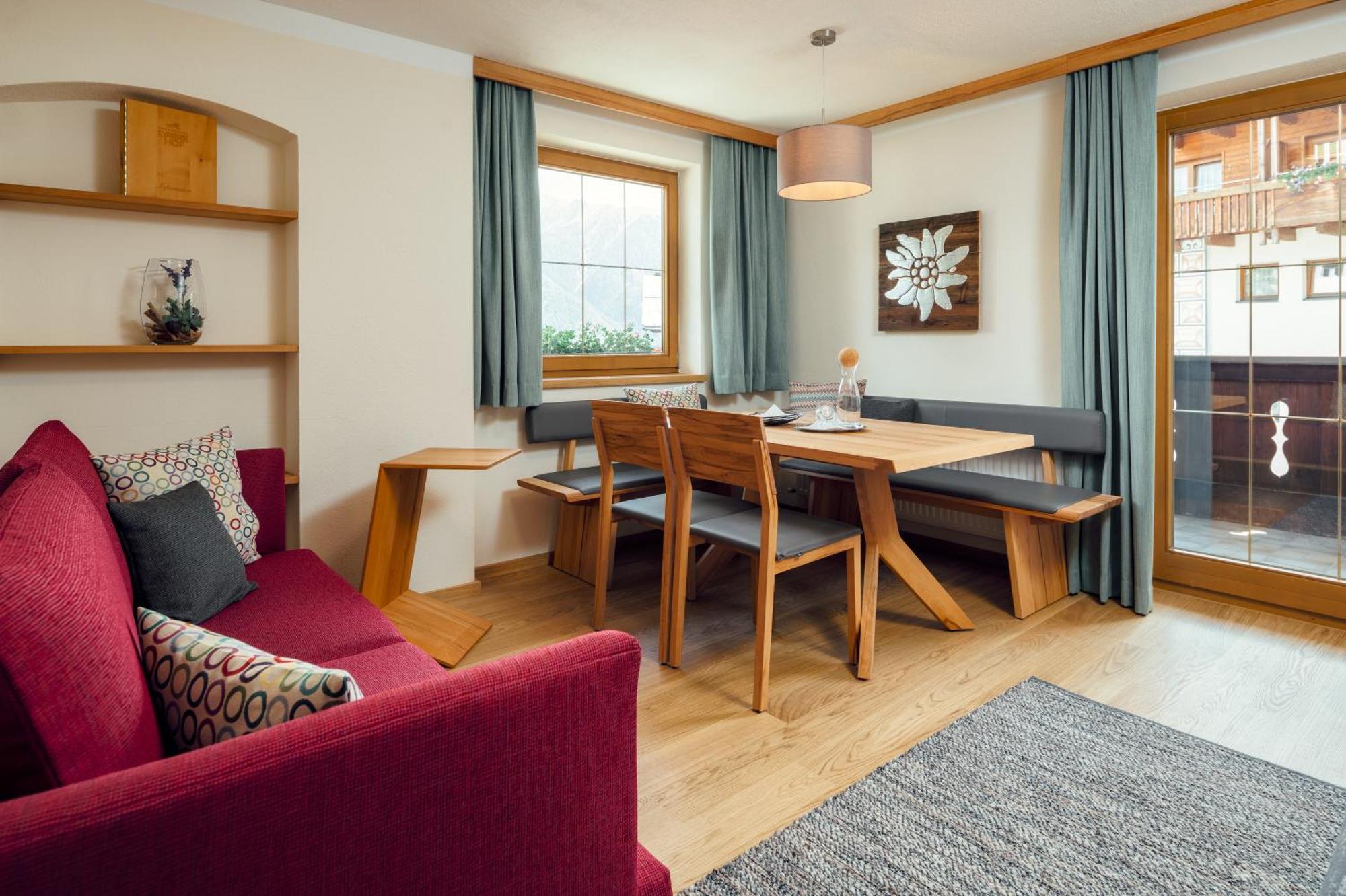 Naturhotel Feriengut Darrehof Серфаус Номер фото