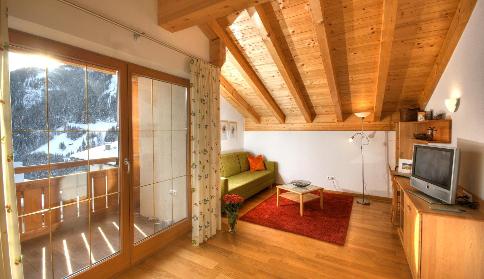 Naturhotel Feriengut Darrehof Серфаус Номер фото