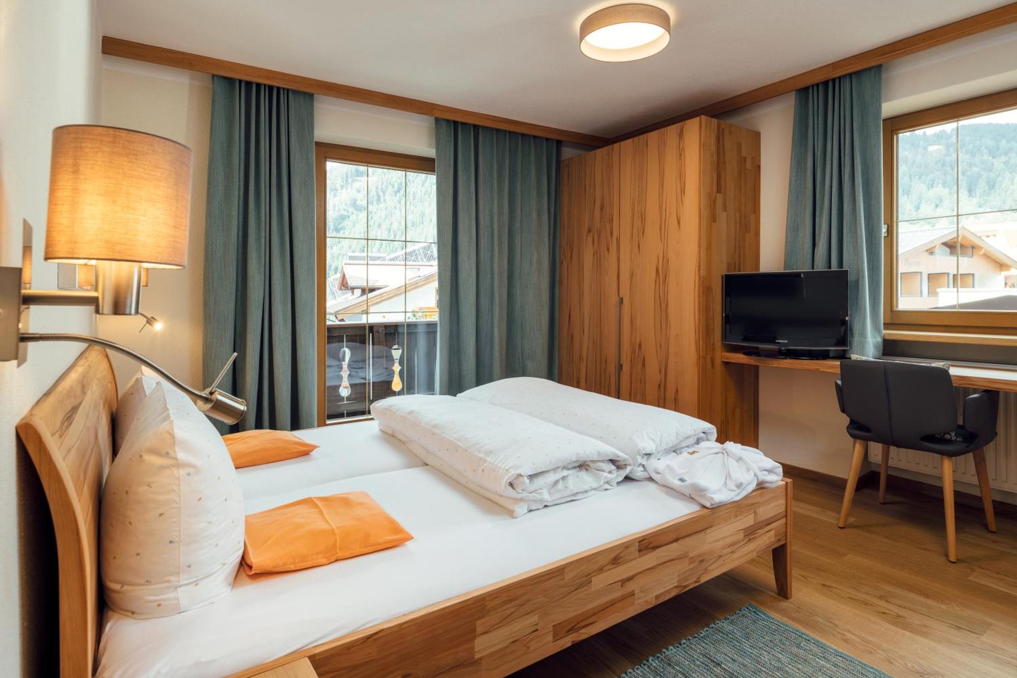 Naturhotel Feriengut Darrehof Серфаус Номер фото