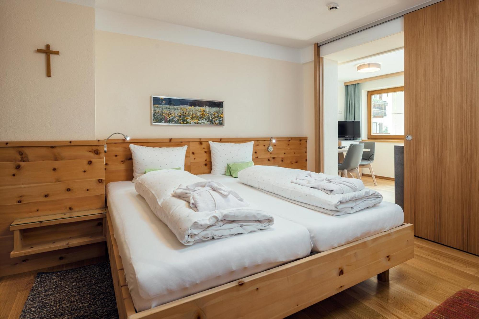 Naturhotel Feriengut Darrehof Серфаус Номер фото